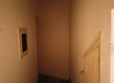 received1979599523930461629896300