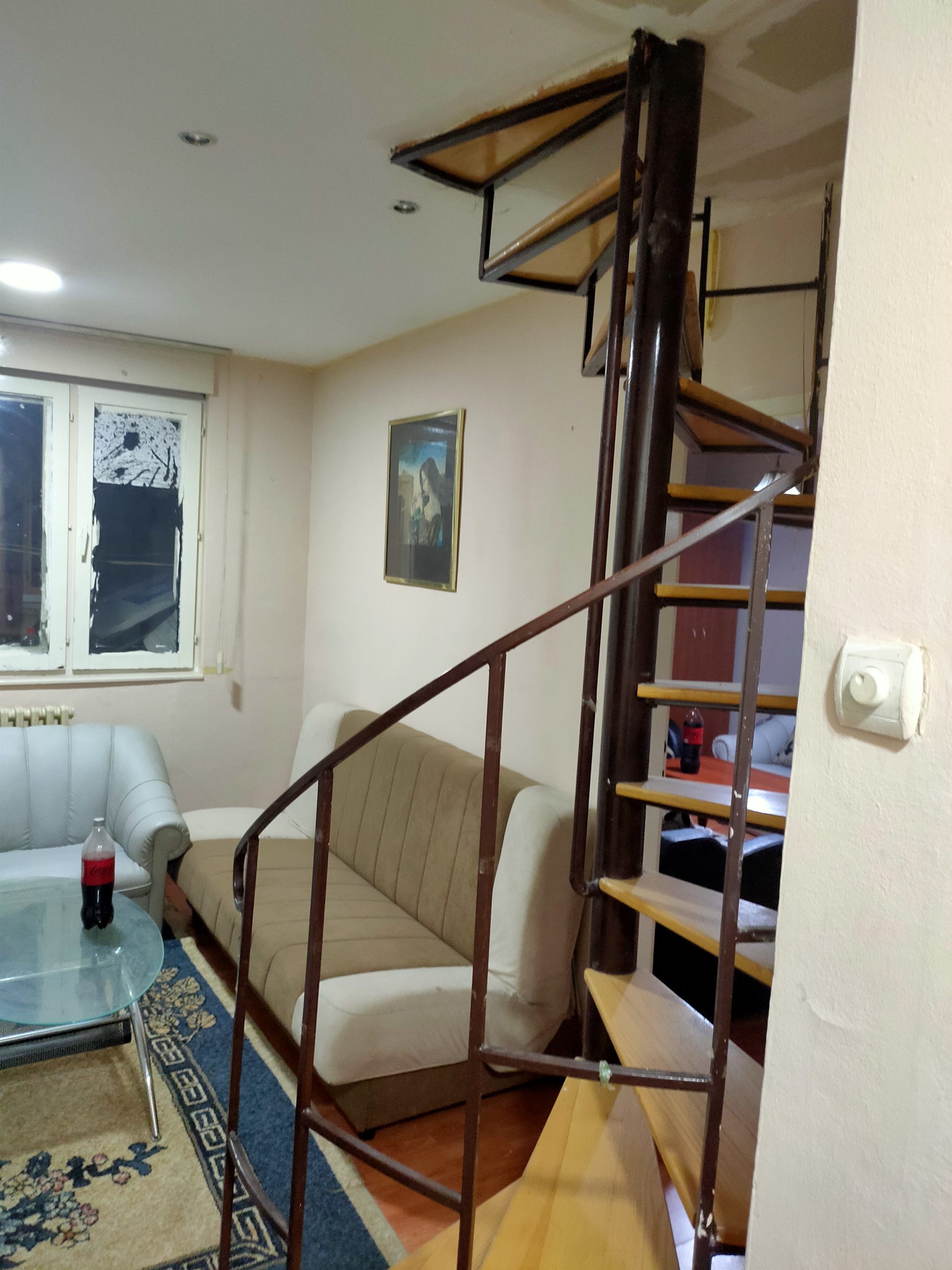 IMG202110211759451634906373