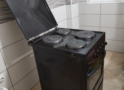 IMG202308042253331691227270