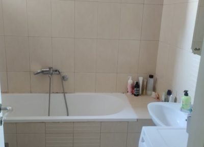 IMG-d0f7e832c42c2e78ec6743dce48e8c6d-V